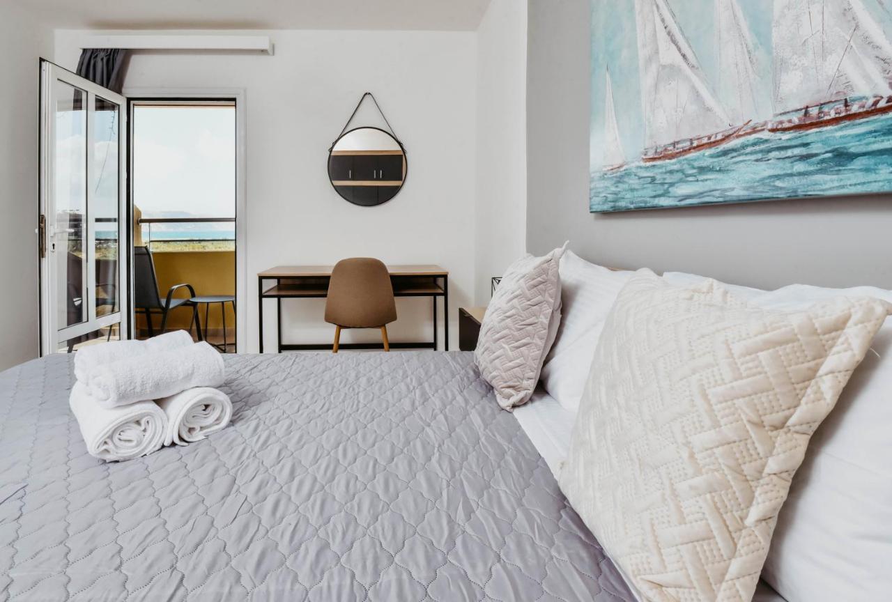 Apartment Alkyonides *