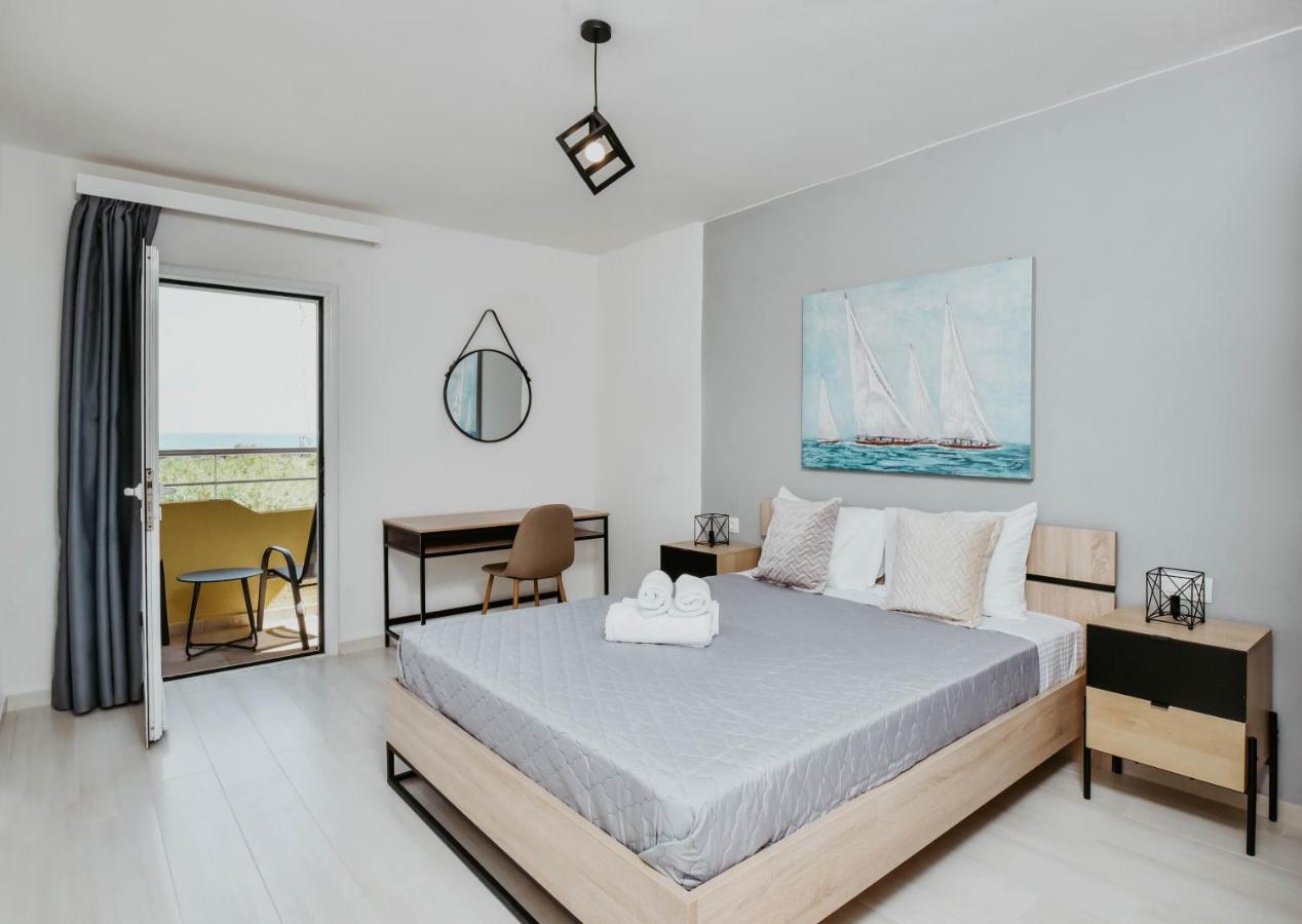Alkyonides Apartment *